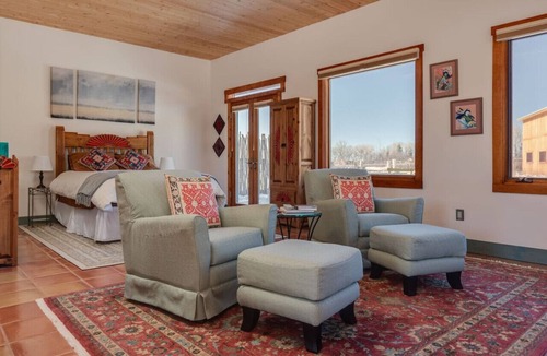 Arroyo Seco House | `Guest house at the base of the Sangre de Cristo Mountains`