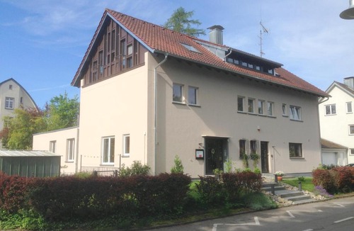 Petershausen-Ost Apartment | Gunkel Ferienwohnungen am See - Konstanz - Musikerviertel