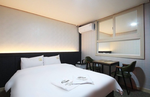 Saejang Hotel | Gwangju Songjeong Station Spede