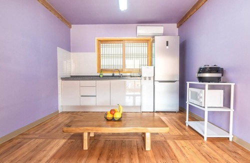 Gyeongju House | Gyeongju Gampo Byeolbit Hanok Pension