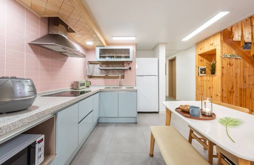 Gyeongju House | Gyeongju Woojin Green Pension