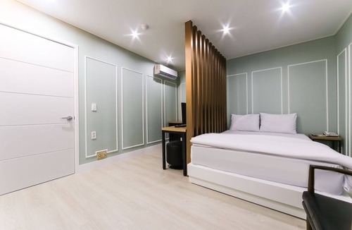 Gyeongsan Hotel | Gyeongsan Love way