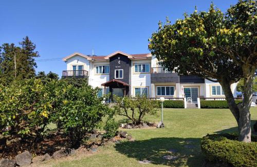 Namwon House | Gyulhouse Pension