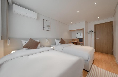 Andong Hotel | H Avenue Hotel Andong Culture Street Branch