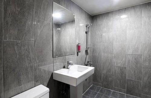 Samsan-dong Hotel | H2 Hotel
