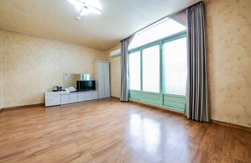 Pungyang-myeon Hotel | Hadong Seongungak