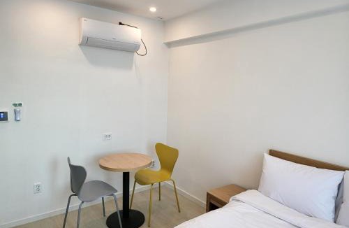 Daebong-dong Hotel | Haemil Stay