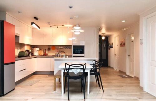 Haeundae Apartment | Haeundae 최고 주거지역 Front Beach 300m Bexco