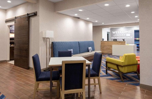 Castle Rock Hotel | Hampton Inn Castle Rock