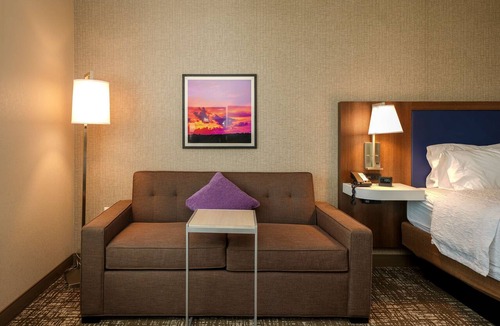 Heather Gardens Hotel | Hampton Inn & Suites Aurora South Denver