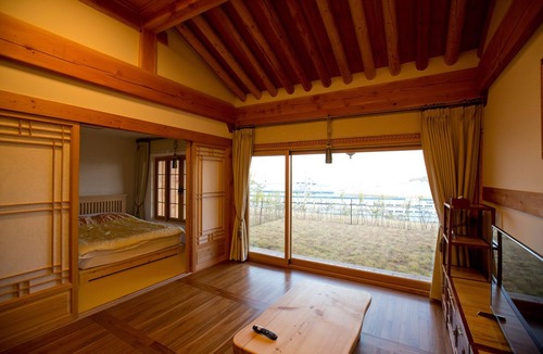 Yeosu Hotel | Hanok Hotel Odongjae