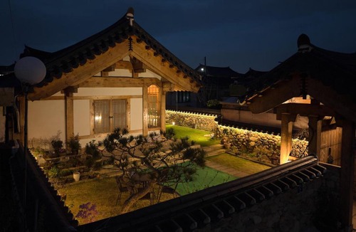 Gyeongju House | Hanok Moonstay