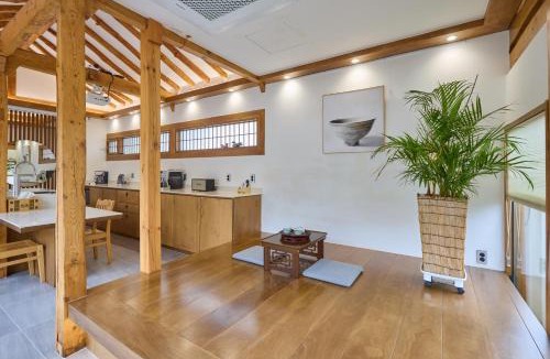 Andong Ski Chalet | Hanok spa stay 소연정