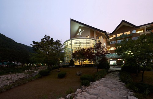 Pocheon Hotel | Hanwha Resorts Sanjeong Lake Annecy