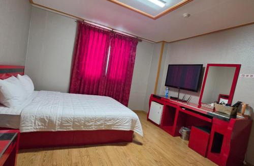 Yeon-dong Hotel | Happy Hotel