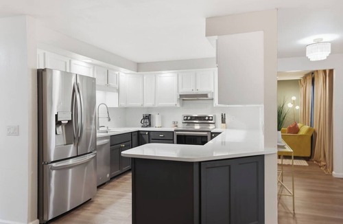 Lamar Heights Area Apartment | Harmony House | Hot Tub | Experiential home