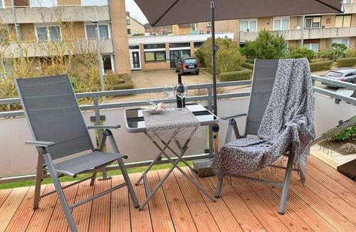 Busum Apartment | Haus im Törn 3. beautiful apartment in a good location - with balcony!