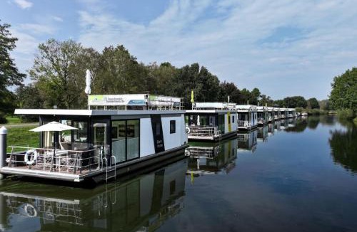 Bad Bederkesa House | Hausboot "Seemaid"
