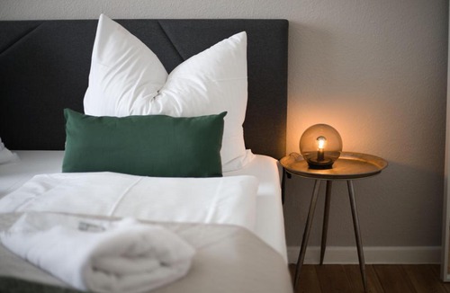 Marli/Brandenbaum Apartment | HejU - Parking - Kitchen - Netflix - Kingsize Bett