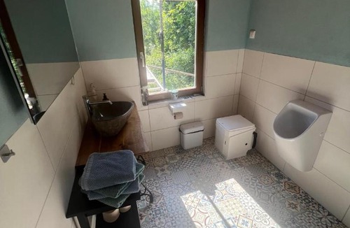 Unterdurrbach Apartment | Henrys Cozy Tiny House - ruhig, Garten, Talblick, Natur