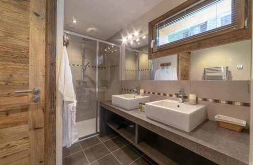 Meribel House | Hermine Luxury Chalet Meribel Center Sauna Jacuzzi