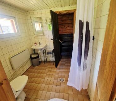 Joensuu Ski Chalet | Hietajärven Helmi, mökki 3