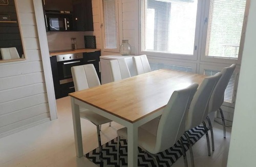Muurame Apartment | High Rise Cottage