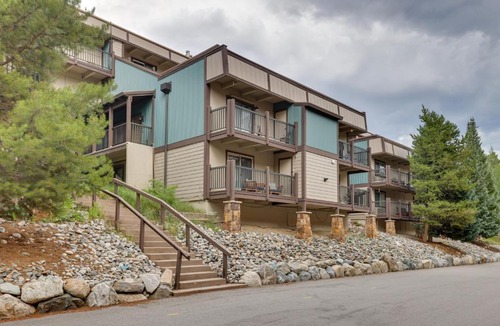 Warrior's Mark House | Hike, Bike & Ski! Cozy Condo 8 Mi to Lake Dillon