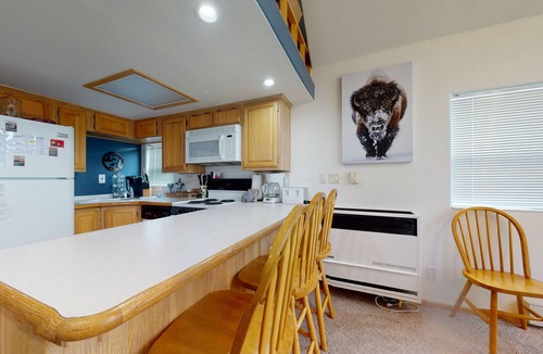 Breckenridge Ski Chalet | Hillside Chalet at Tiger Run | Heated Pool&Hot Tub