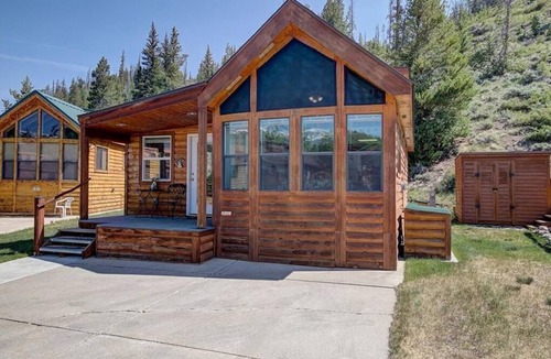Breckenridge Ski Chalet | Hillside Chalet at Tiger Run | Heated Pool&Hot Tub