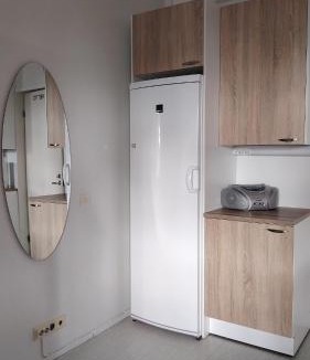 Kankaanpaa Apartment | Hirsi koulun jumppasalin yksiö
