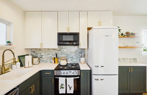 East Colorado Springs Cottage | Historic Cottage with Urban Flair - A rare sancturary just minutes from Downtown