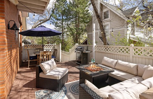 Whittier House | Historic Family-Friendly Gem Steps from Downtown, CU & Hiking Trails