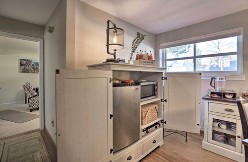 Lafayette Apartment | Historic Lafayette Beautiful Boulder County Efficiency Apartment