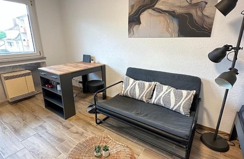 Sindelfingen Apartment | HMS16 I 1-Zimmer Apartment mit Balkon I Daimler Nähe I S-Bahn & City - Sindelfingen