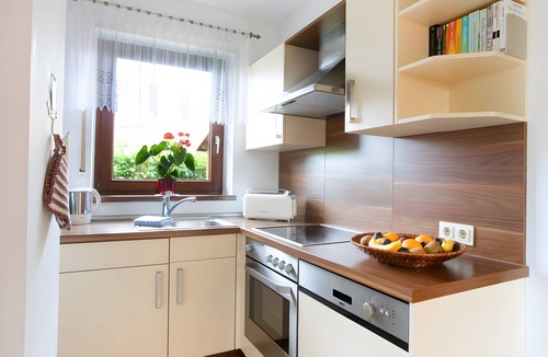Friedrichskoog-Spitze House | 'Holiday Home Britschock' with Private Terrace, Garden and Wi-Fi