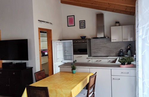 Deggenhausertal House | Holiday Home 'Haus Pluto' with Private Terrace and Wi-Fi