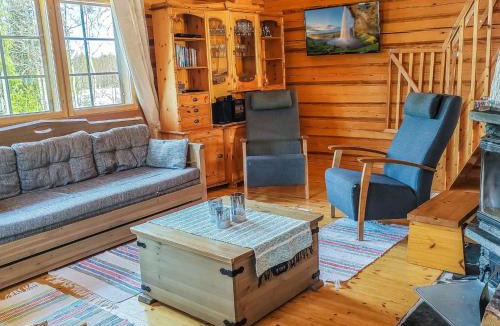 Kitula House | Holiday Home Iltaranta by Interhome