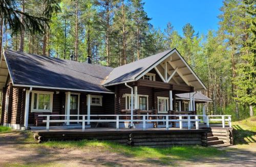 Jamijarvi House | Holiday Home Kilpolan karoliina by Interhome