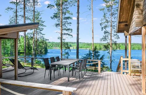 Petajavesi House | Holiday Home Mäntykumpu by Interhome