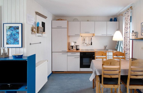 Meschendorf House | Holiday home "Möve ABA Bungalow 63" with private terrace and WLAN