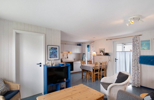 Meschendorf House | Holiday home "Möve ABA Bungalow 63" with private terrace and WLAN