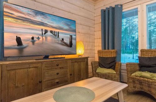 Kannonkoski House | Holiday Home Sinisen tien helmi by Interhome