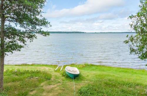 Lapvaartti House | Holiday Home Strandkulla 7 by Interhome