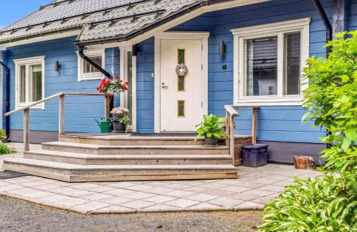 Toivakka House | Holiday Home Villa paasirinne a by Interhome