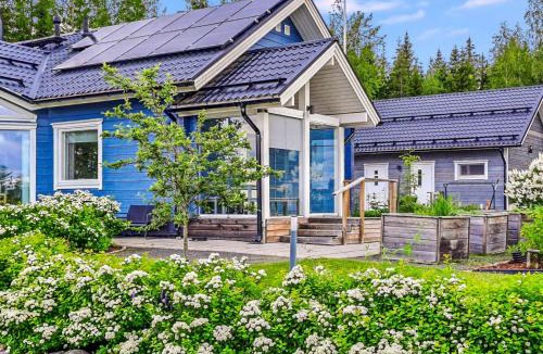 Toivakka House | Holiday Home Villa paasirinne a by Interhome