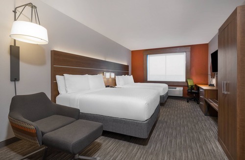 Cheyenne Meadows Hotel | Holiday Inn Express & Suites Colorado Springs South I-25 by IHG