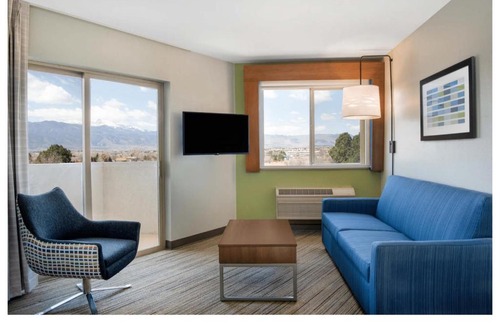 Southeast Colorado Springs Hotel | Holiday Inn Express & Suites Colorado Springs-Airport by IHG