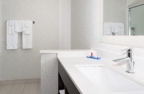 Firestone Hotel | Holiday Inn Express & Suites - Firestone - Longmont by IHG