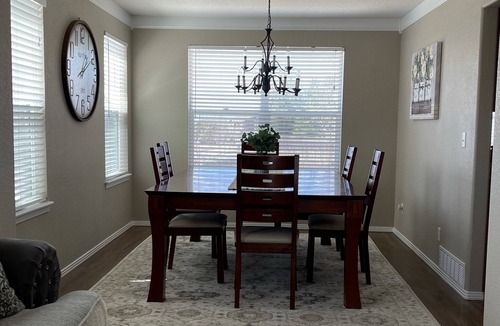 Canterberry Crossing House | Home W/Mountain views for Business, Horse Parks or Family Vacay